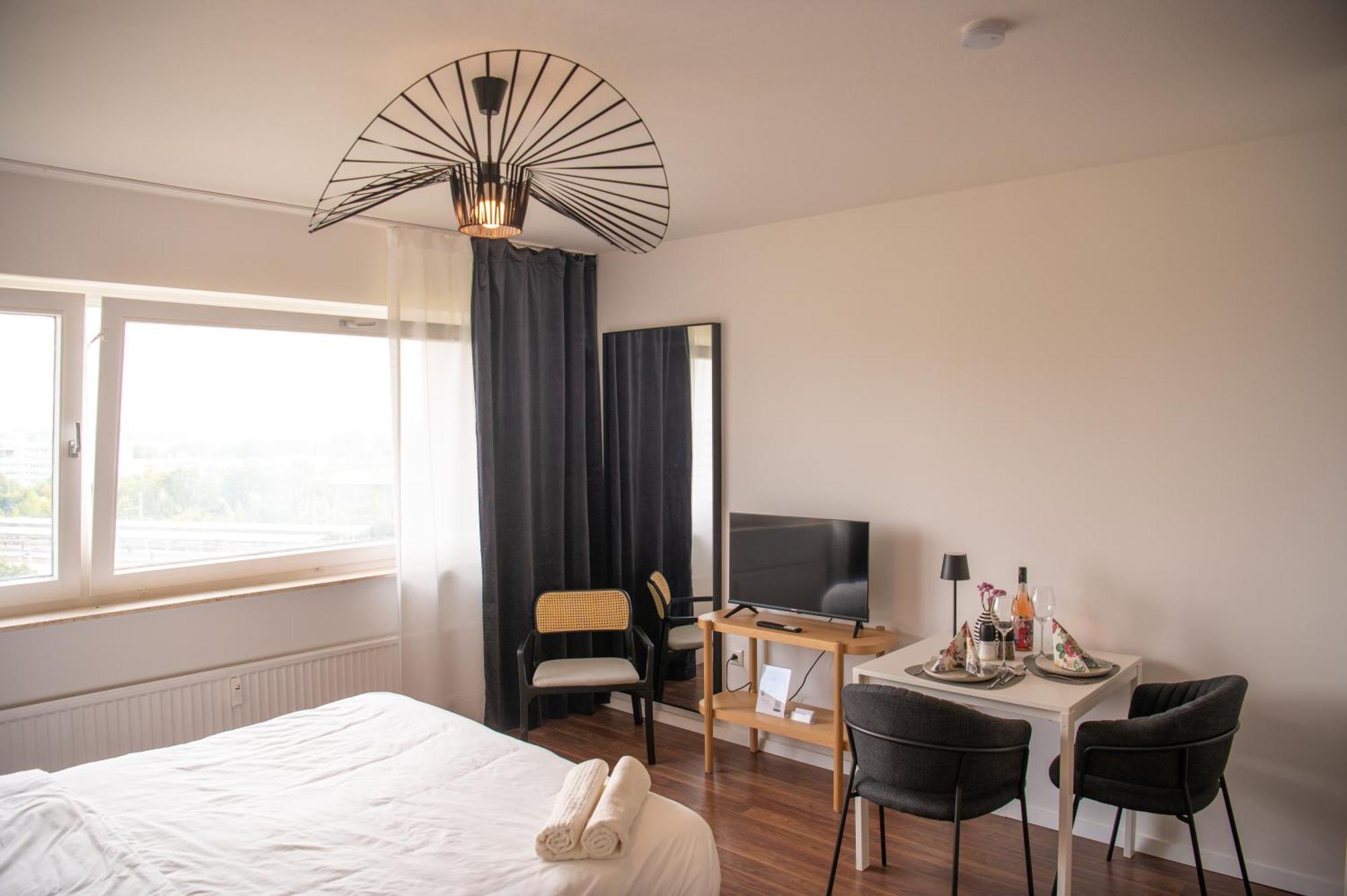 Apartments Strauss Near Bs-Hauptbahnhof Braunschweig Luaran gambar