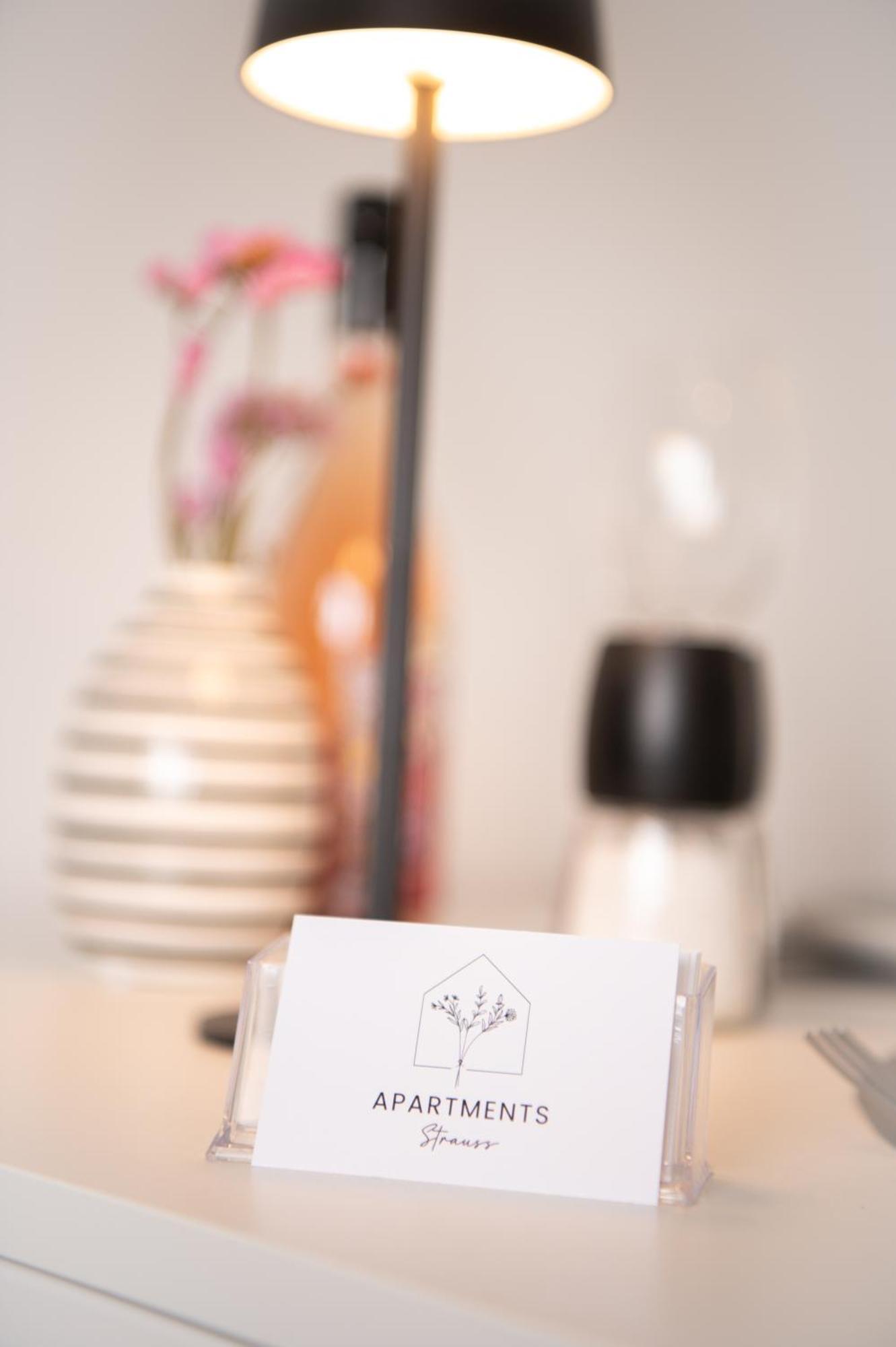 Apartments Strauss Near Bs-Hauptbahnhof Braunschweig Luaran gambar